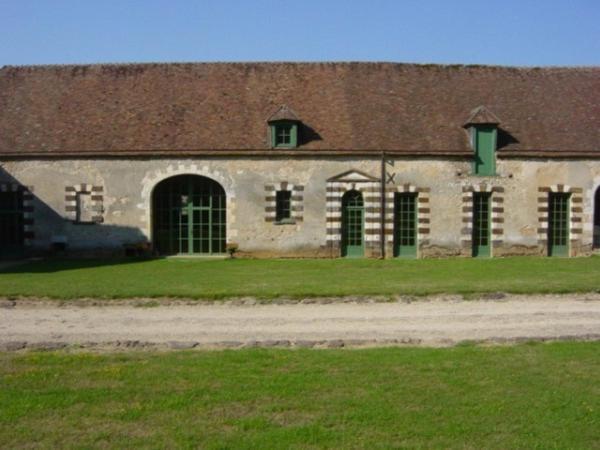 Chateau De Beaujeu Sens-Beaujeu Exterior foto